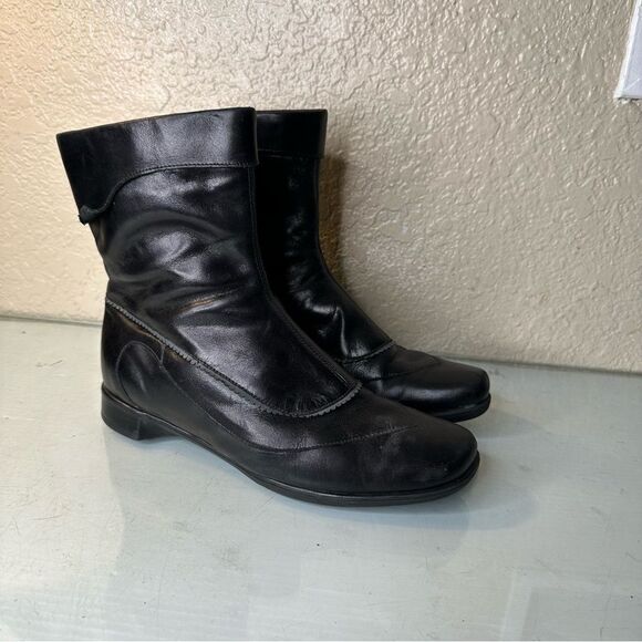 Naot Shoes - Naot Women'sBlack Leather Ankle Boots Side Zipper Size 37
